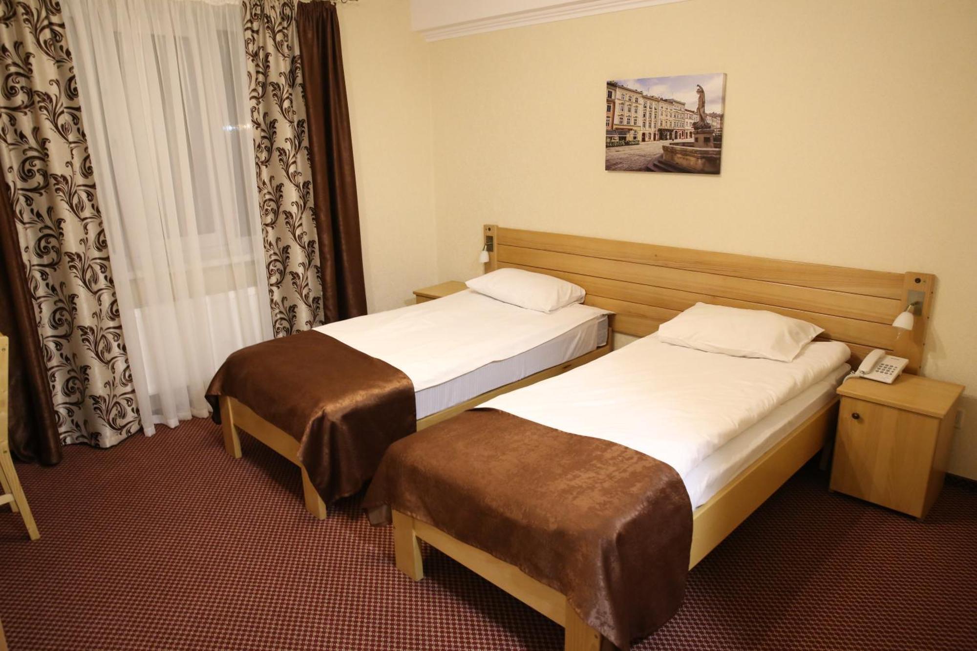 Argo Premium Hotel Лвив Екстериор снимка